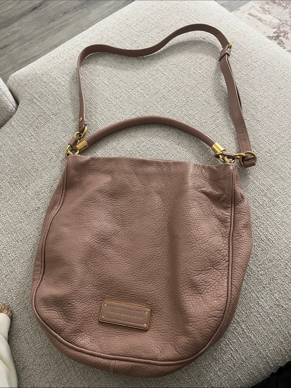 Marc Jacobs Mauve-Taupe Pebbled Leather Shoulder Bag
